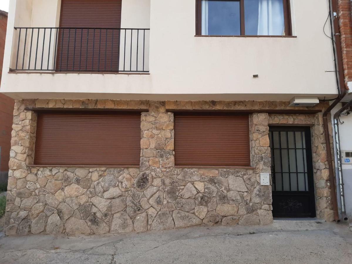 Apartamentos Fuente Arriba Poyales Del Hoyo エクステリア 写真