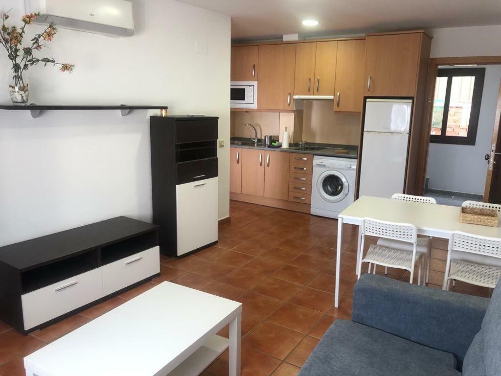 Apartamentos Fuente Arriba Poyales Del Hoyo エクステリア 写真
